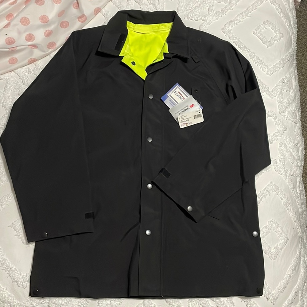 Flying Cross Reversible Rain Shell